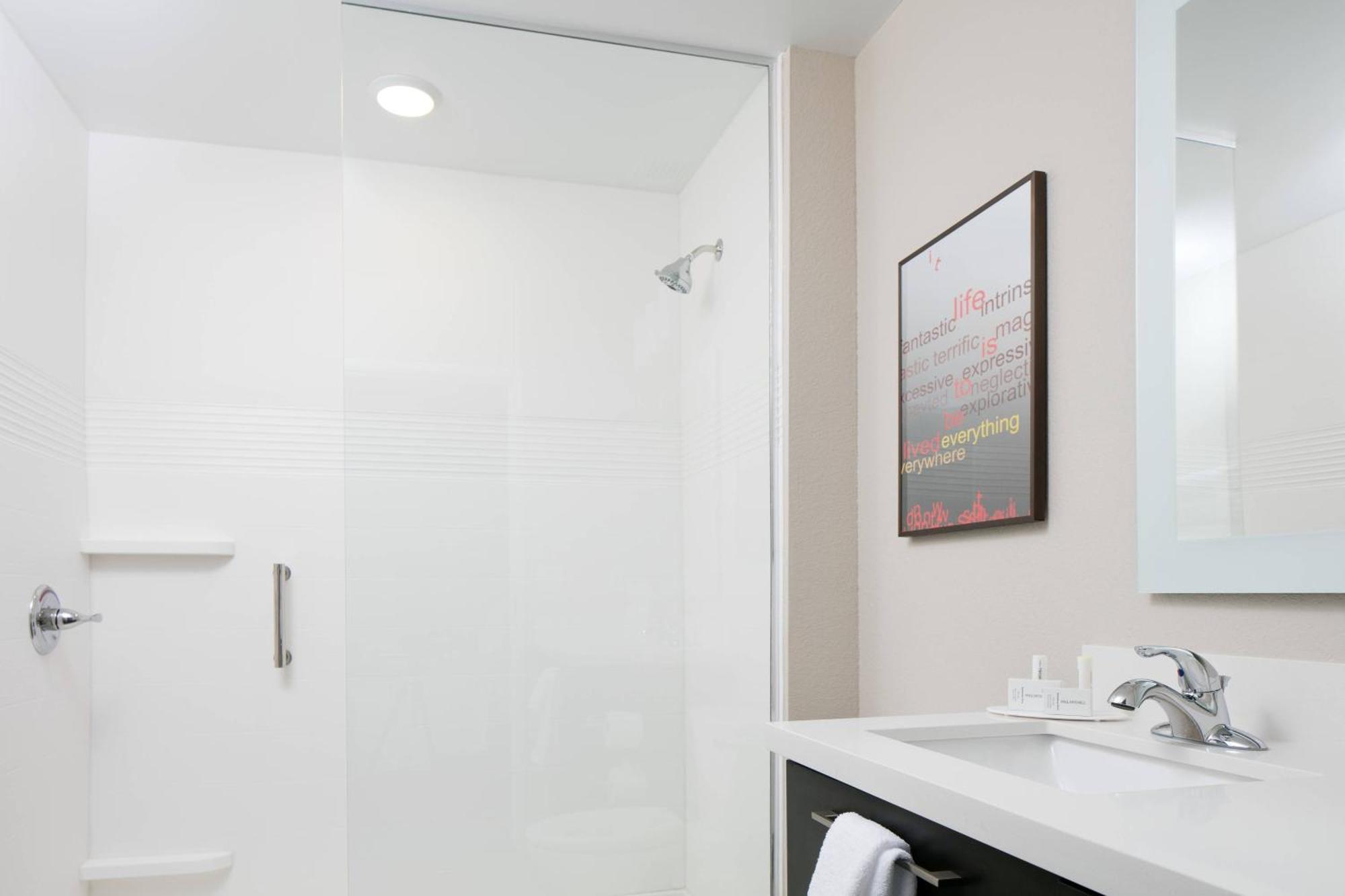 Towneplace Suites By Marriott Kansas City Airport Exteriér fotografie