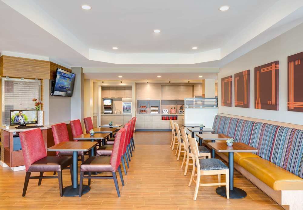 Towneplace Suites By Marriott Kansas City Airport Exteriér fotografie